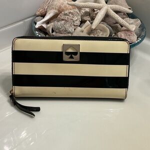 Kate Spade Black and Cream Striped patent leather striped Wallet
